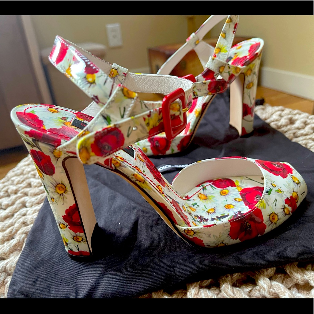 DolceGabbana Brand New Leather Sandals